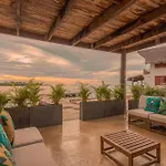 Islawa Soy Local - Isla Privada