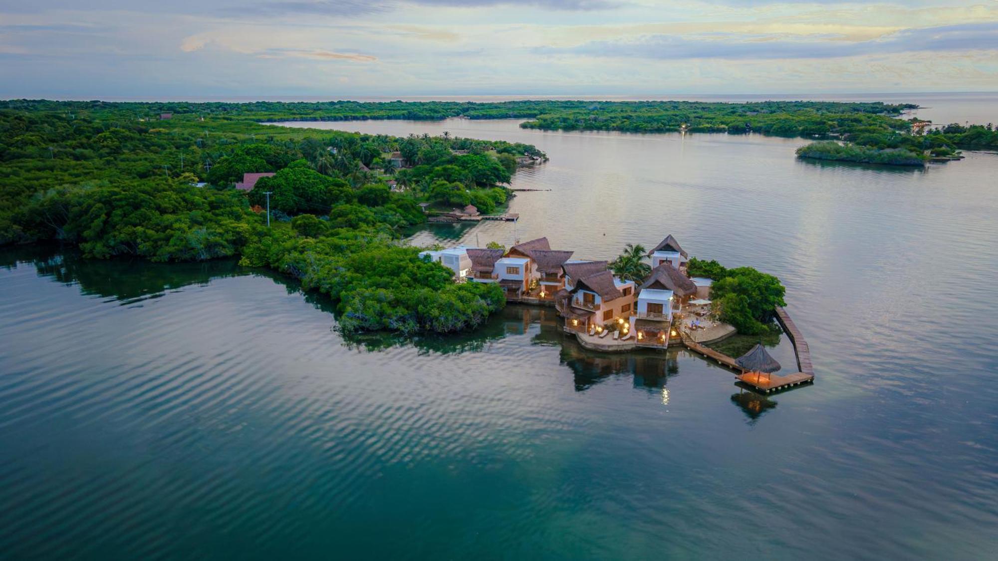 Islawa Soy Local - Isla Privada Hotel *